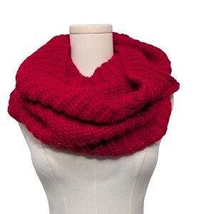 Chunky Knit Infinity Scarf‎ Cozy Cranberry Red Warm Winter Accessory